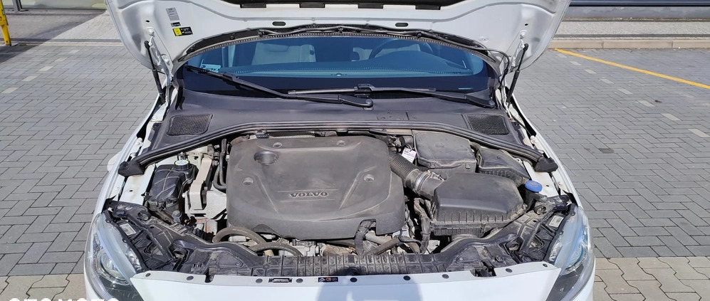 Volvo V60 cena 63900 przebieg: 149500, rok produkcji 2018 z Częstochowa małe 436